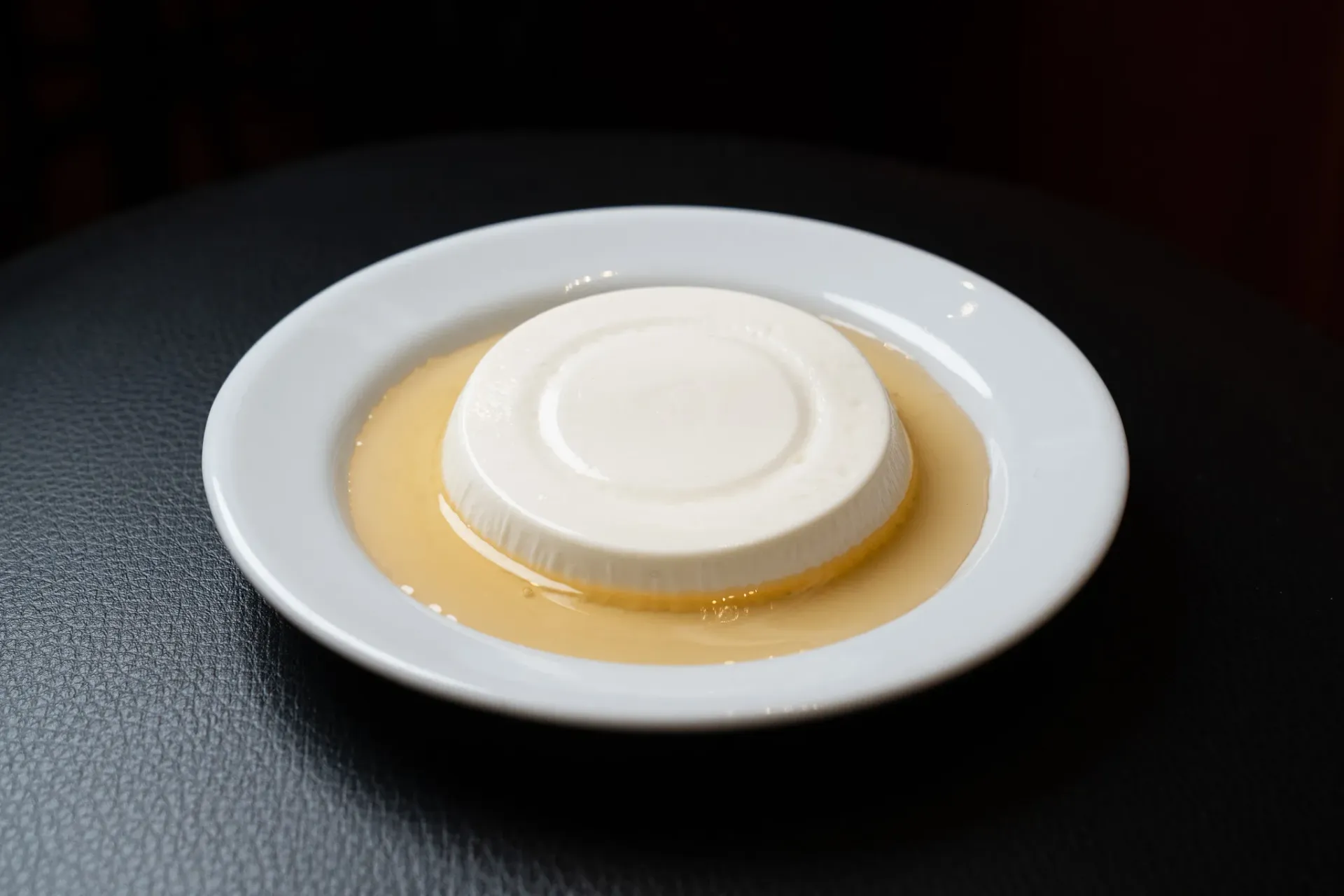 Pannacota con miel de flores